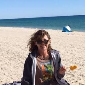 Meet your Posher, Becky